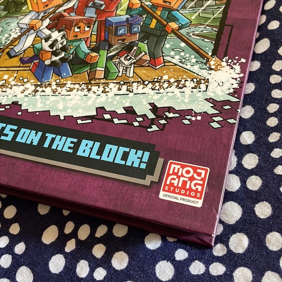 Minecraft: New Pets on the Block! (Minecraft Stonesword Saga #3) Book - Picture 4 of 6